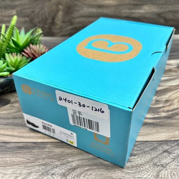 NIB Bzees Rosie 8M Comfort Slip On Shoes Flats Loafers Wine - Picture 12 of 12